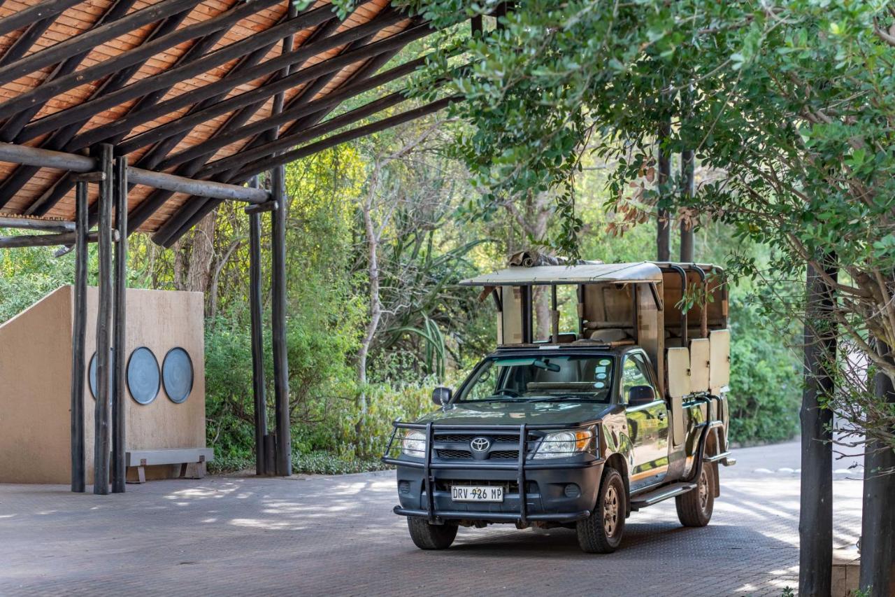 Kruger Gate Hotel Skukuza Exterior photo